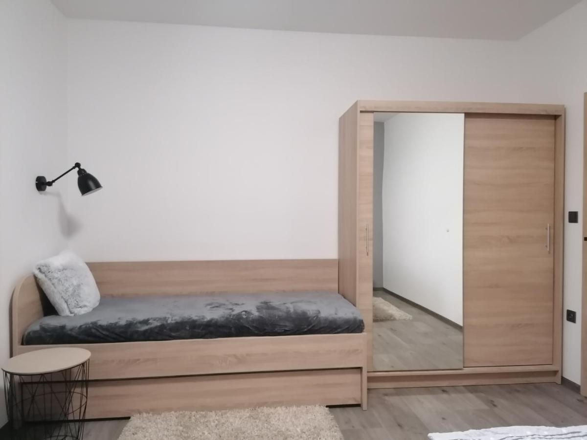 Apartman 88 Cervena Voda Ngoại thất bức ảnh